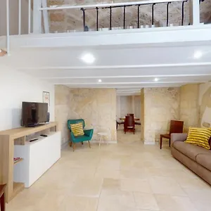 lupiae-casa-vacanze-lecce.lecce-hotels.com/
