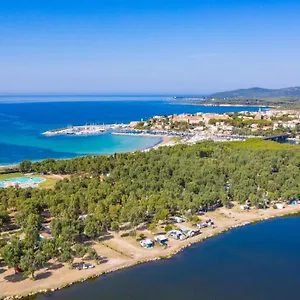 **** Campeggio Village Laguna Blu Italia